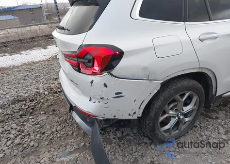 2023 BMW X3 xDrive30I z USA, uszkodzony, nr VIN 5UX53DP01P9S65668